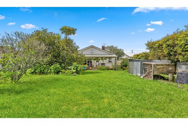 Photo of property in 56 Ngataringa Road, Devonport, Auckland, 0624