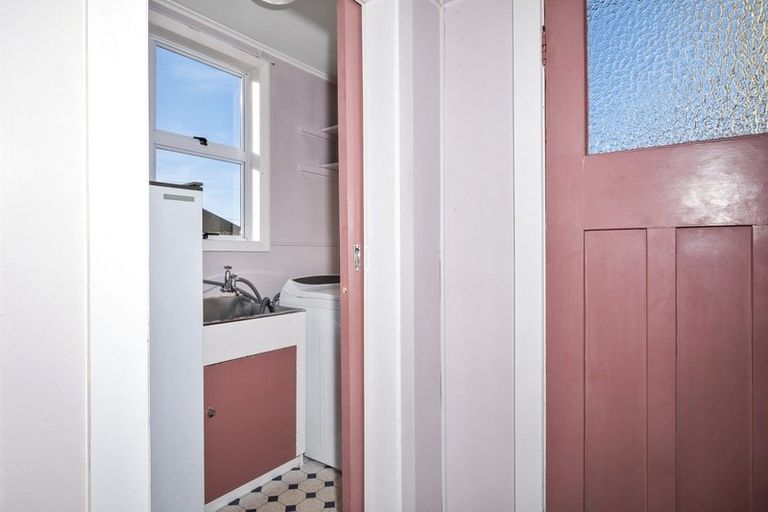 Photo of property in 194 Gladstone Road, Dalmore, Dunedin, 9010