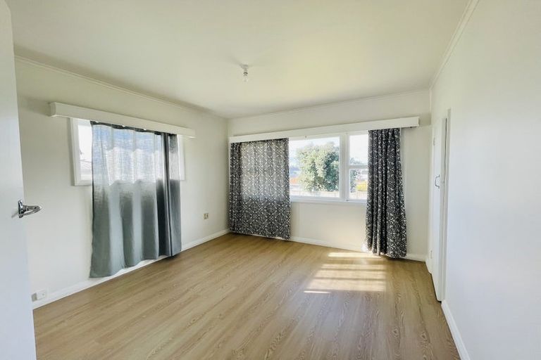 Photo of property in 8 Ross Avenue, Papatoetoe, Auckland, 2025