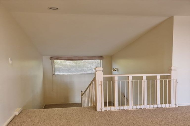 Photo of property in 5 Harry Ell Drive, Cashmere, Christchurch, 8022