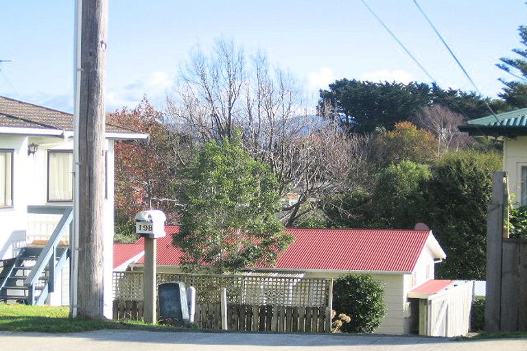 Photo of property in 19b Aorangi Road, Paraparaumu, 5032