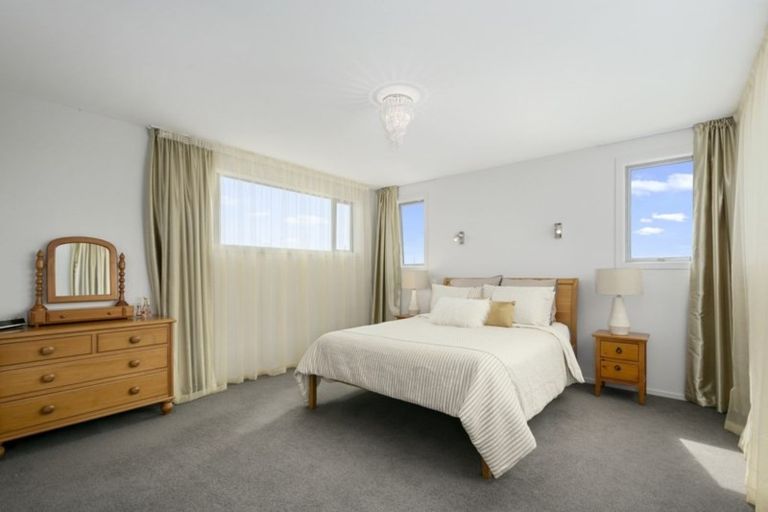 Photo of property in 2 Montia Close, Papamoa Beach, Papamoa, 3118