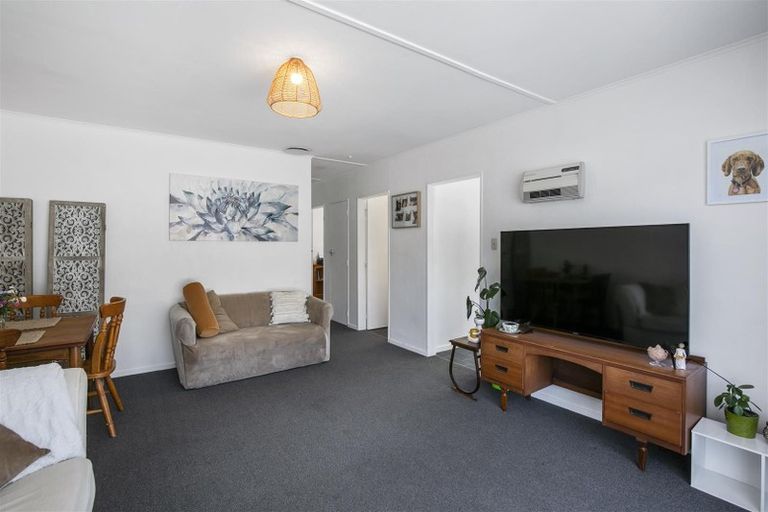 Photo of property in 13b John Street, Stokes Valley, Lower Hutt, 5019