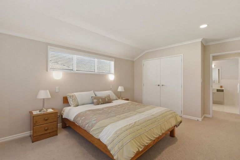 Photo of property in 29 Saint Heliers Place, Papamoa Beach, Papamoa, 3118