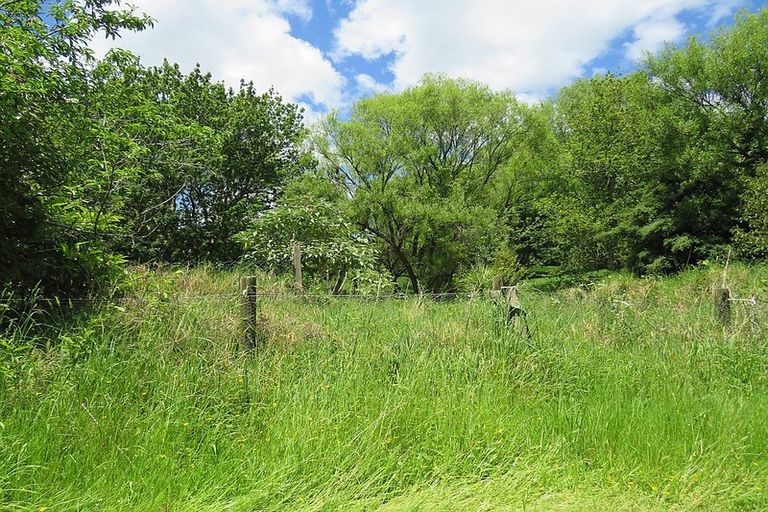 Photo of property in 605 Whakapirau Road, Whakapirau, Maungaturoto, 0583