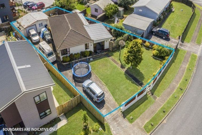 Photo of property in 3 Poutini Place, Manurewa, Auckland, 2102