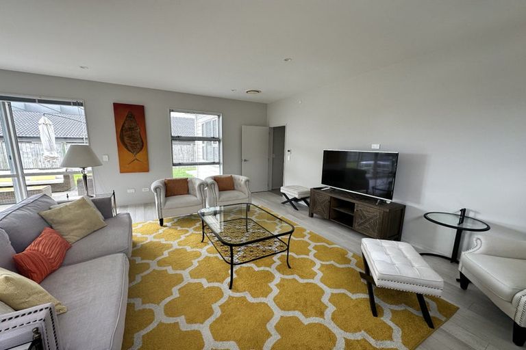 Photo of property in 20 Lydiard Place, Beachlands, Auckland, 2018