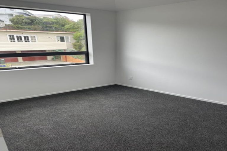 Photo of property in 1a Mamari Street, Rongotai, Wellington, 6022