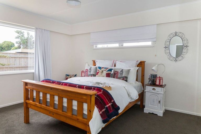 Photo of property in 10 Ranfurly Street, Dannevirke, 4930