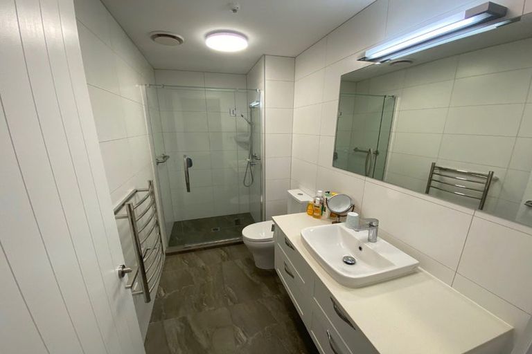 Photo of property in 172 Landmark Terrace, Orewa, 0931