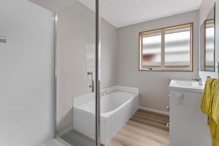 Photo of property in 2/34 English Street, Sockburn, Christchurch, 8042