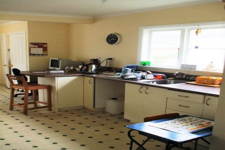 Photo of property in 28 Wainuiomata Road, Wainuiomata, Lower Hutt, 5014