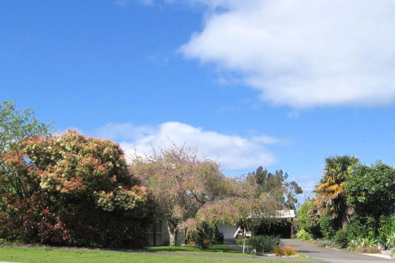 Photo of property in 67 Kurupae Road, Hilltop, Taupo, 3330