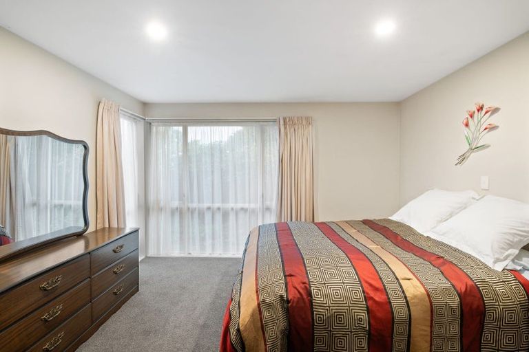 Photo of property in 5 Rosefield Lane, Northcote, Christchurch, 8052