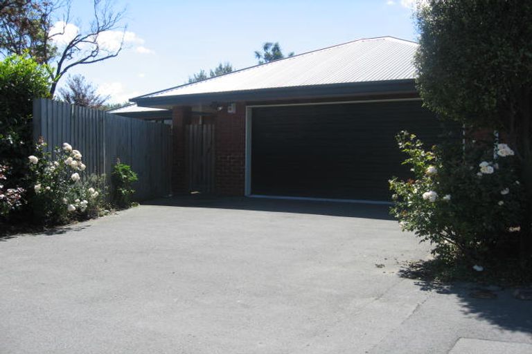 Photo of property in 15 Middleton Road, Upper Riccarton, Christchurch, 8041