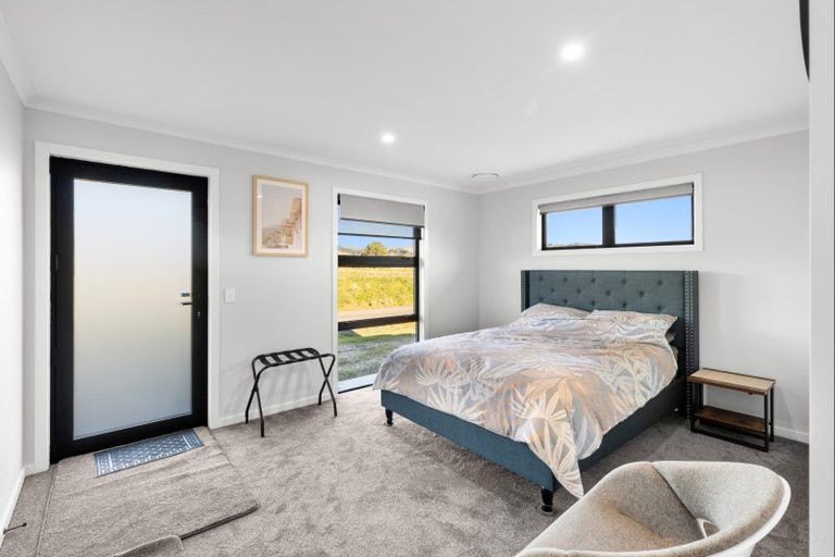 Photo of property in 230 Valley Views, Fitzherbert, Palmerston North, 4472