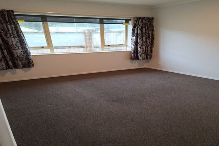 Photo of property in Miramar Villas, 12/6 Brussels Street, Miramar, Wellington, 6022