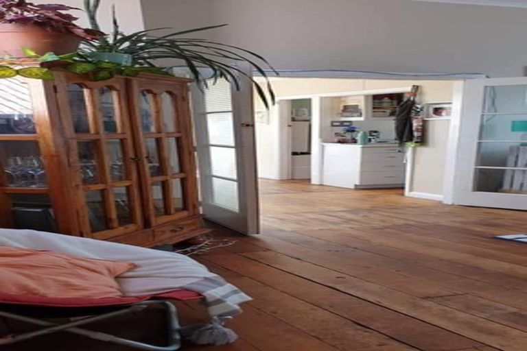 Photo of property in 12 Herald Street, Berhampore, Wellington, 6023