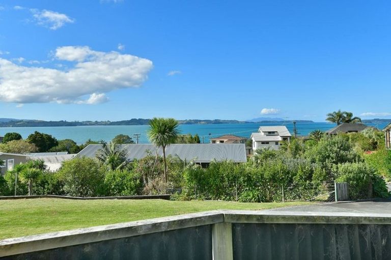 Photo of property in 29 Deerness Crescent, Algies Bay, Warkworth, 0920