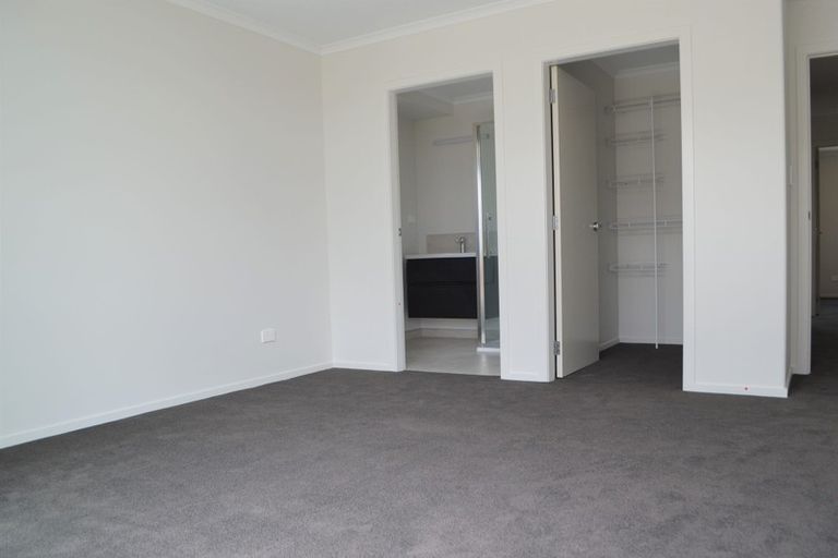 Photo of property in 8 Herring Place, Omokoroa, 3114