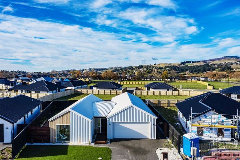 Photo of property in 11 Waterford Farm Road, Halswell, Christchurch, 8025