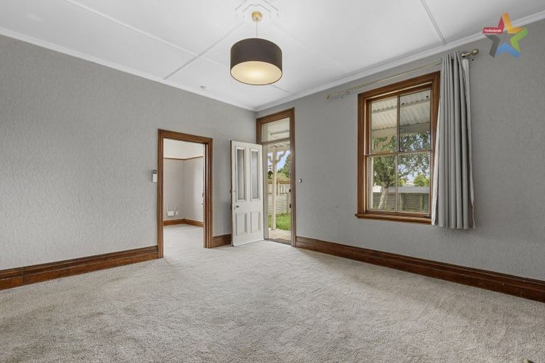 Photo of property in 35 Frederick Street, Carterton, 5713