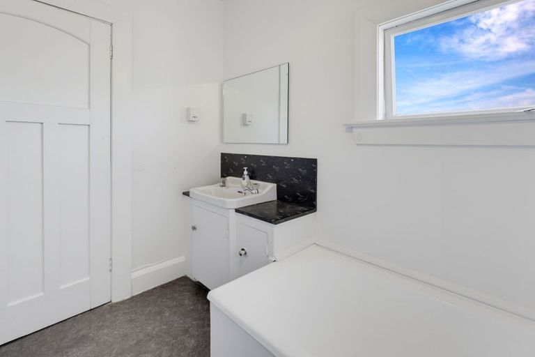 Photo of property in 16 Preston Street, West End, Timaru, 7910