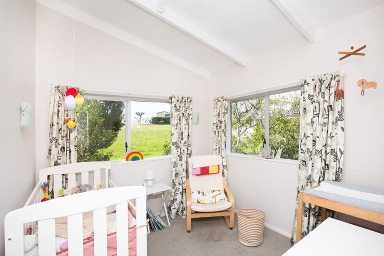 Photo of property in 6 Seatoun Avenue, Leigh, Warkworth, 0985