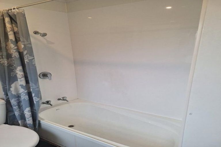 Photo of property in 60b Croydon Street, Karori, Wellington, 6012