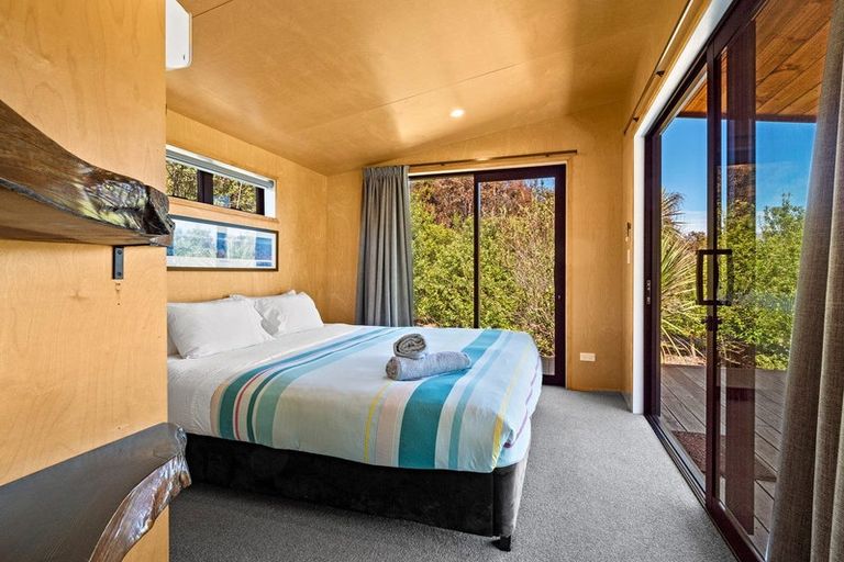 Photo of property in 46 Tui Drive, Mount Creighton, Queenstown, 9371