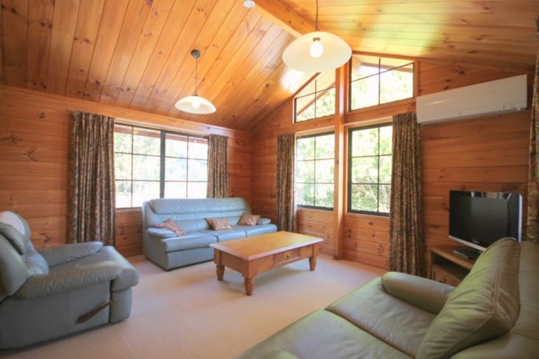 Photo of property in 180 Vista Paku, Pauanui, Hikuai, 3579