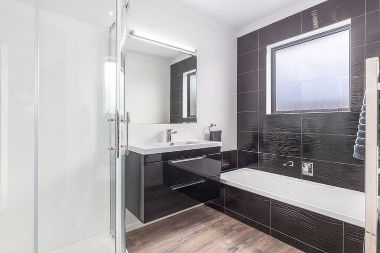 Photo of property in 9 Christow Court, Paraparaumu, 5032