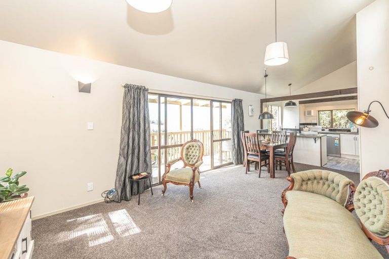 Photo of property in 79 Portal Street, Durie Hill, Whanganui, 4500