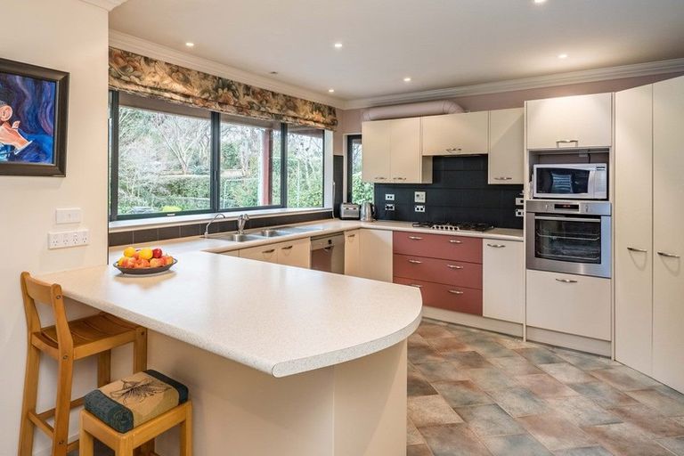 Photo of property in 247 Te Moana Road, Waikanae, 5036