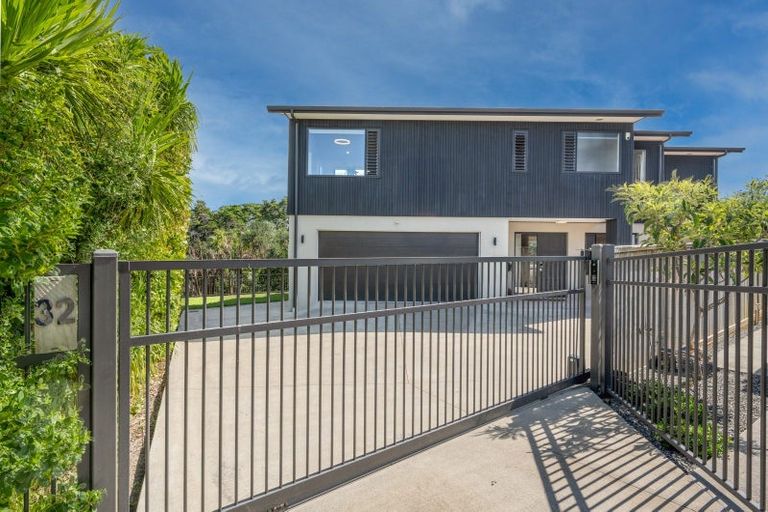 Photo of property in 32c Devon Road, Bucklands Beach, Auckland, 2012