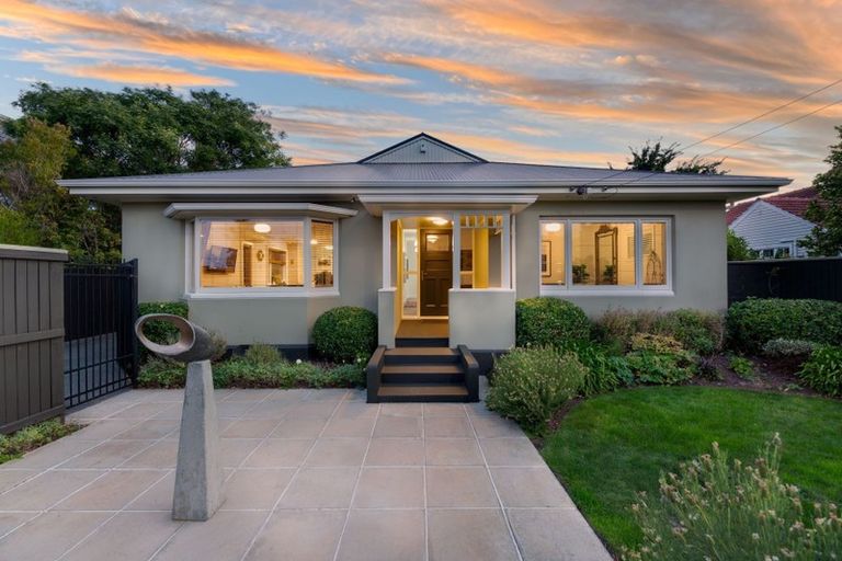 Photo of property in 66 Kahu Road, Fendalton, Christchurch, 8041