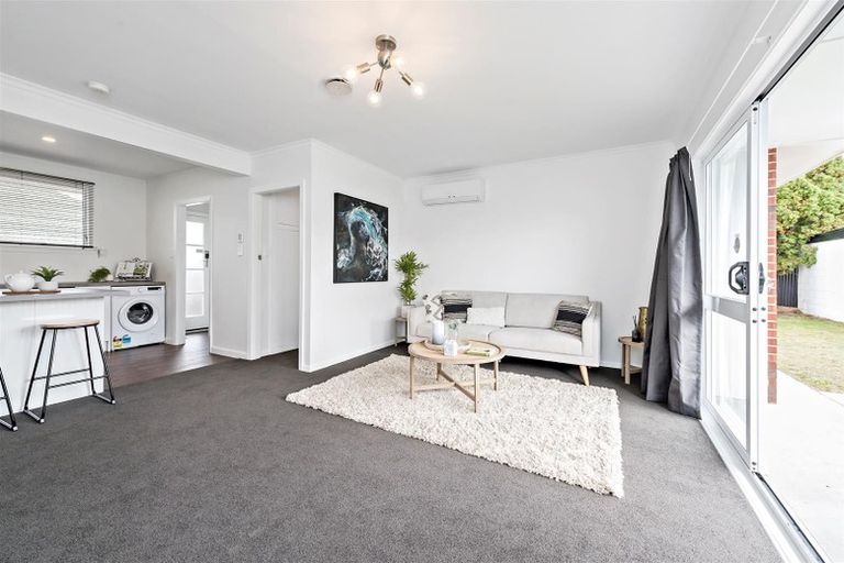 Photo of property in 132b Shortland Street, Aranui, Christchurch, 8061