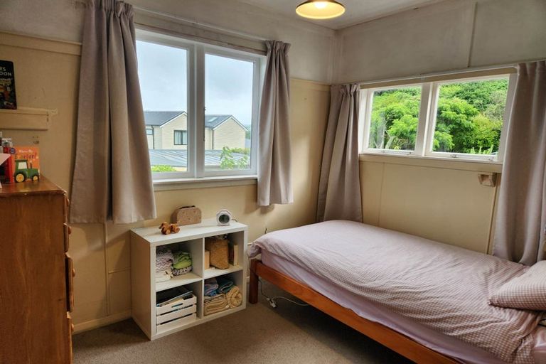 Photo of property in 7 Totara Street, Eastbourne, Lower Hutt, 5013