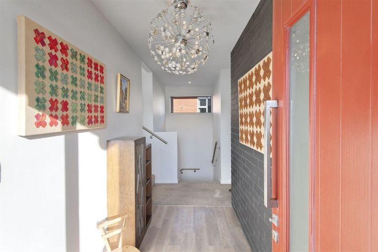 Photo of property in 517 Marine Parade, South New Brighton, Christchurch, 8062