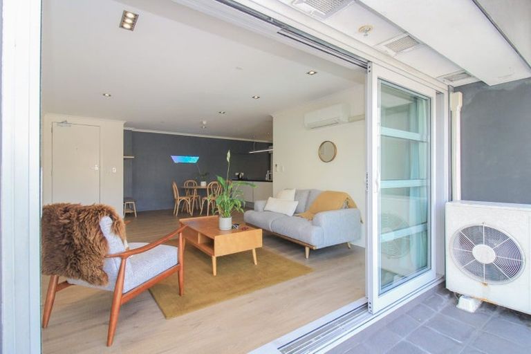 Photo of property in Bellagio Apartments, 4e/39 Taranaki Street, Te Aro, Wellington, 6011