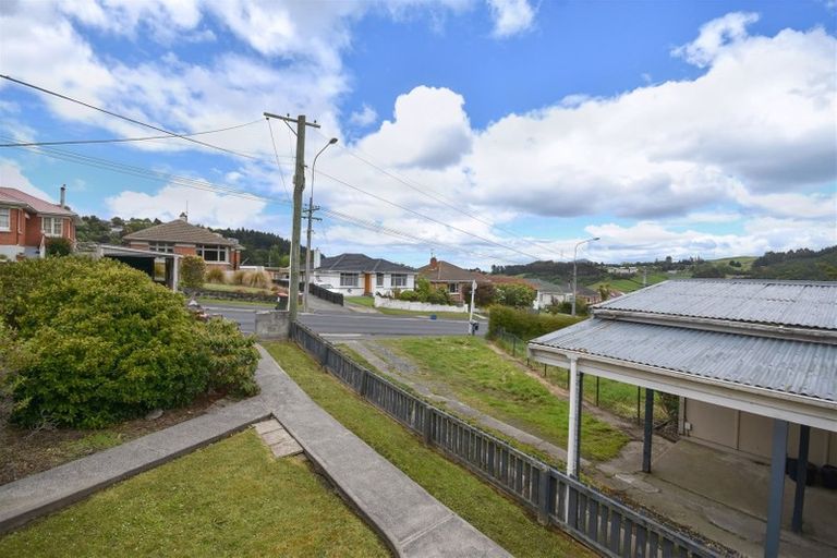 Photo of property in 320 Kenmure Road, Kenmure, Dunedin, 9011