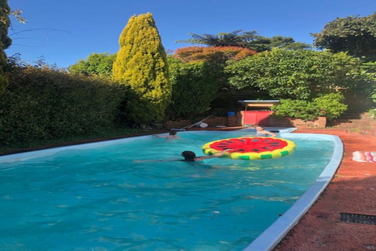 Photo of property in 23 Lancaster Street, Karori, Wellington, 6012