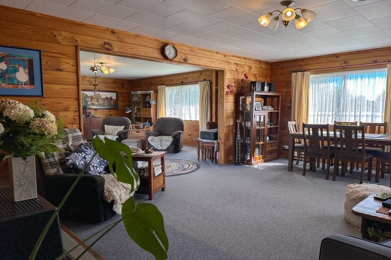 Photo of property in 64 Abel Tasman Drive, Takaka, 7110