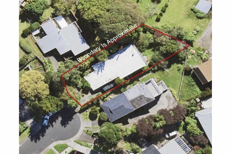 Photo of property in 6 Havana Place, Glenfield, Auckland, 0629