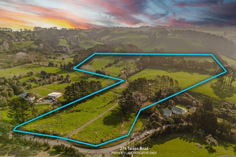 Photo of property in 276 Taiapa Road, Muriwai, 0881