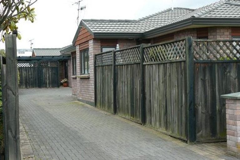 Photo of property in 11d Gibson Street, Fenton Park, Rotorua, 3010