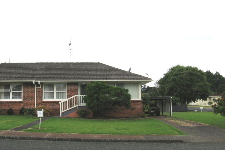 Photo of property in 13/1 Stanaway Street, Hillcrest, Auckland, 0627