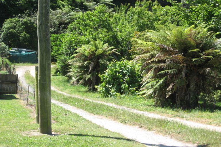 Photo of property in 35 Lyndhurst Avenue, Maketu, Te Puke, 3189