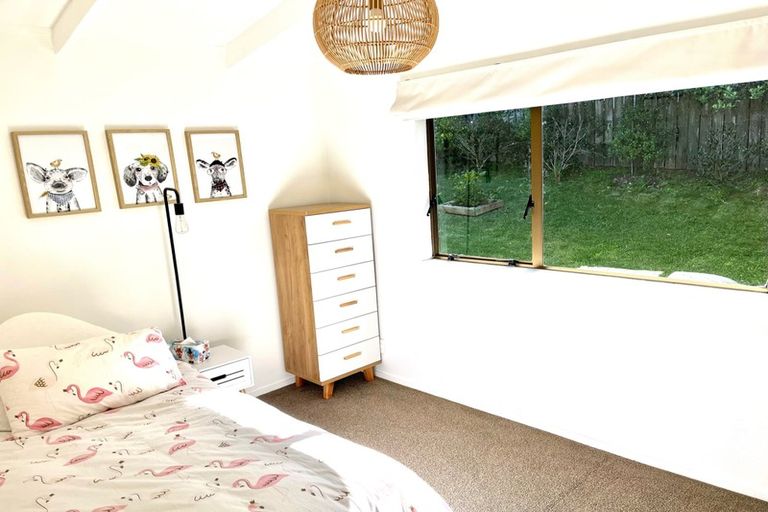 Photo of property in 54 Gledstane Road, Stanmore Bay, Whangaparaoa, 0932