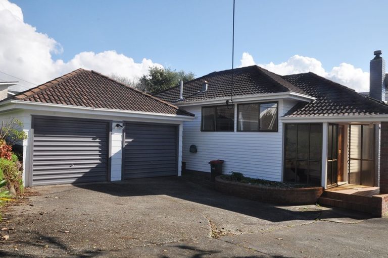 Photo of property in 1/9 Newhaven Terrace, Mairangi Bay, Auckland, 0630